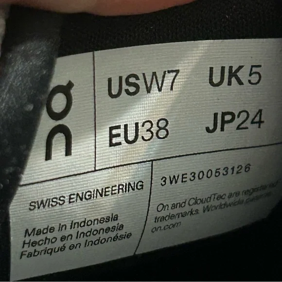 ON CLOUDSURFER Next Tangerine Ivory running lace up shoes sneakers women’s 7 new Athletic Shoes